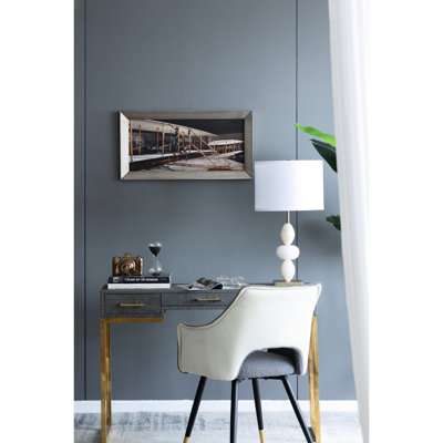 Art mural multicolore en vol 15,7 x 1,2 x 29,9 pouces, avion traditionnel avec homme tendu pour le bureau à domicile