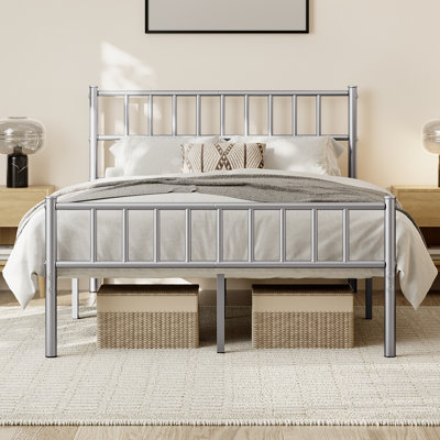 Minimalist Metal Bed Frame with Slatted Headboard