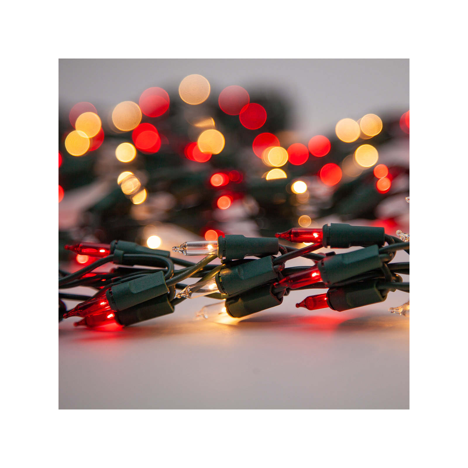 300 Bulb Garland String Lighting, Red and Clear