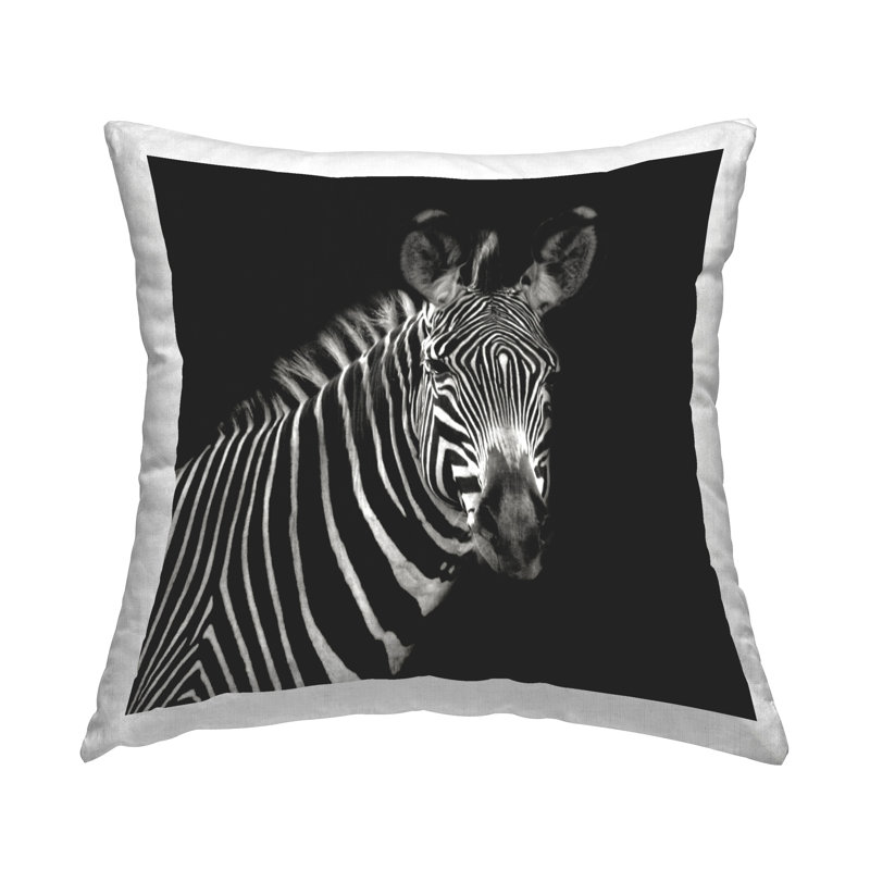 Coussin décoratif imprimé Jungle Zebra Portrait par Susan Bryant