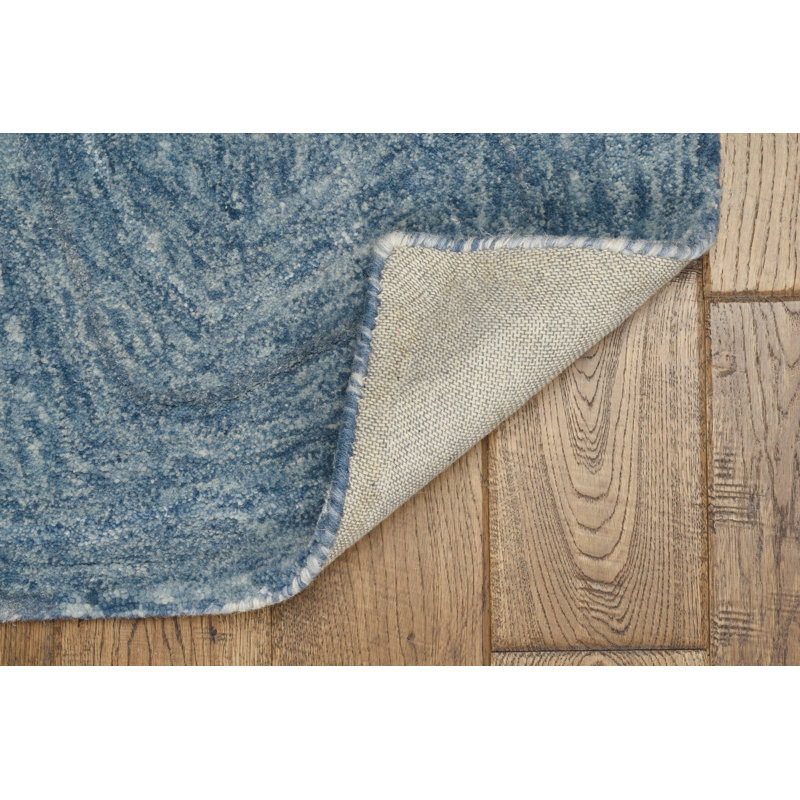 Tapis crocheté à la main Serenity, Rectangle 7 pi 6 po x 9 pi 6 po, Marine