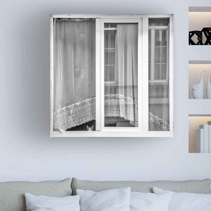 «Kitten Window» par Susanne Stoop - reproduction de photo sur toile tendue, H 14 po x l 14 po x P 2 po