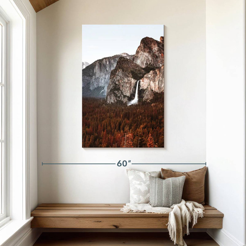 Alvord Yosemite en automne, H 45 po x l 30 po