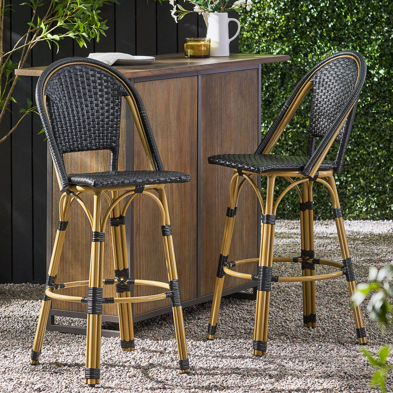 Tabourets de bar 4 pieds en aluminium noir avec repose-pieds