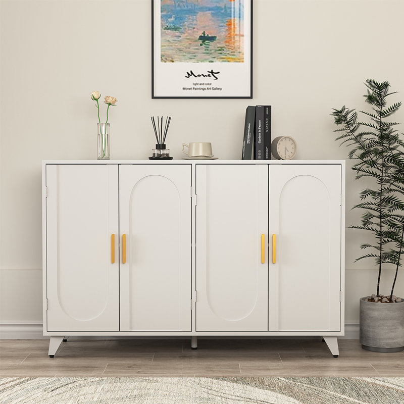 Buffet décoratif avec porte sculptée arquée