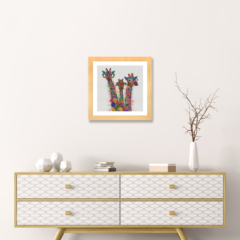 «Rainbow Splash Giraffe Trio» - reproduction, H 24 po x l 24 po x p 1 po, Papier bois naturel