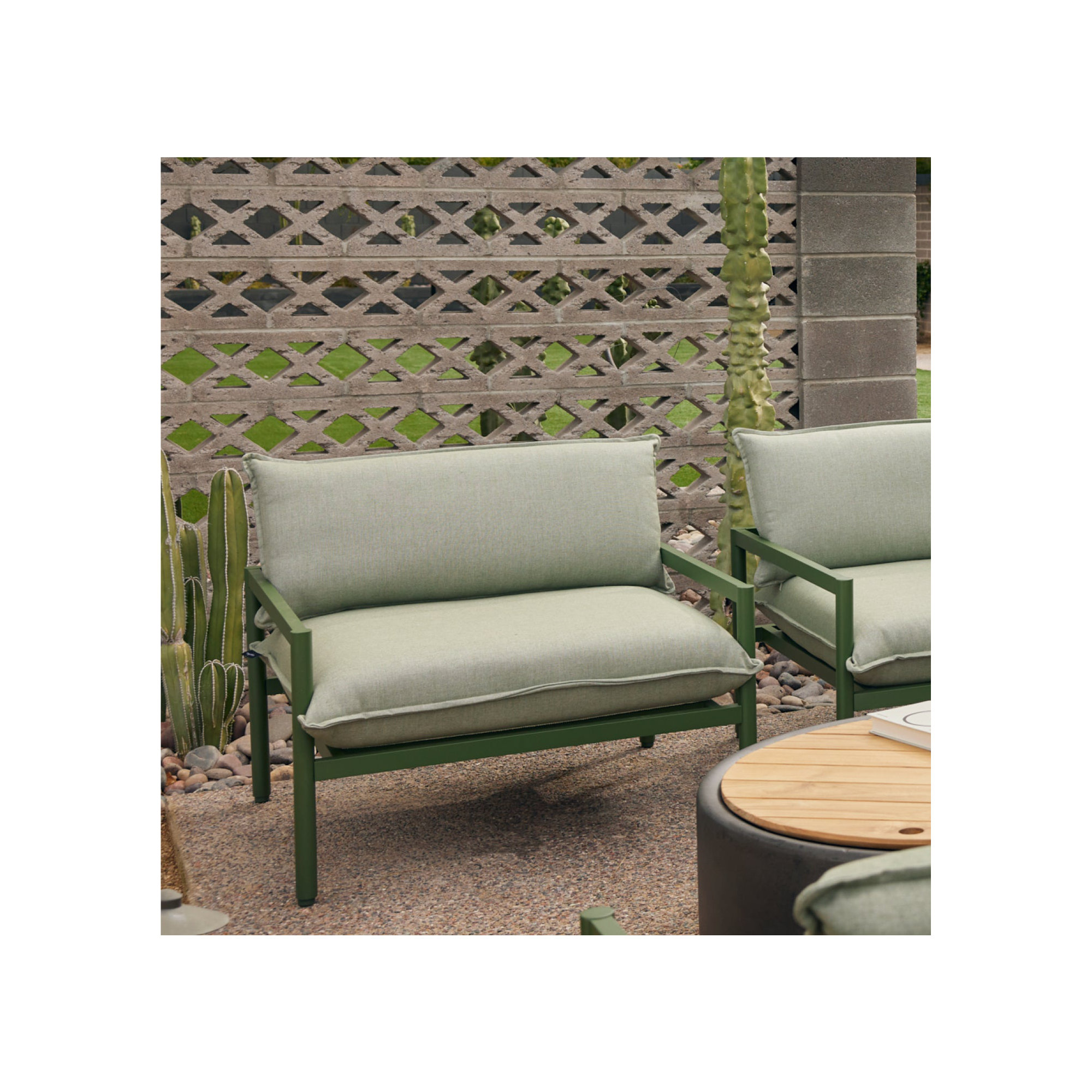 Terra Outdoor Lounge Chair, Olive
