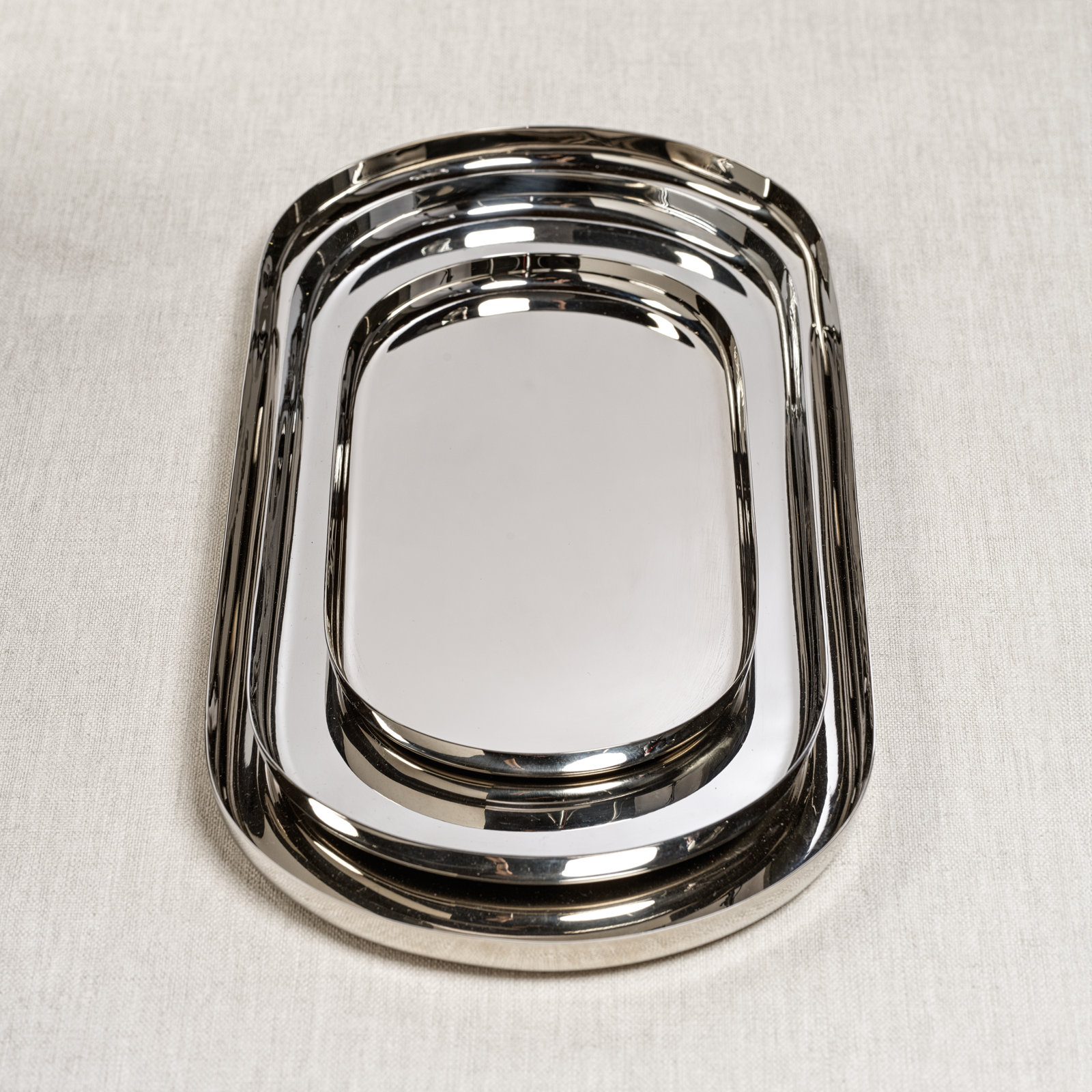 Steel Tray, 0.5" H x 6" W x 13.25" D, Silver