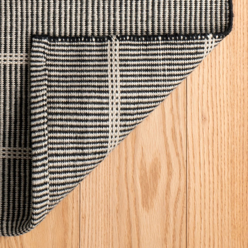 Samson Black Handwoven Indoor/Outdoor Rug, Rectangle 2' x 3'