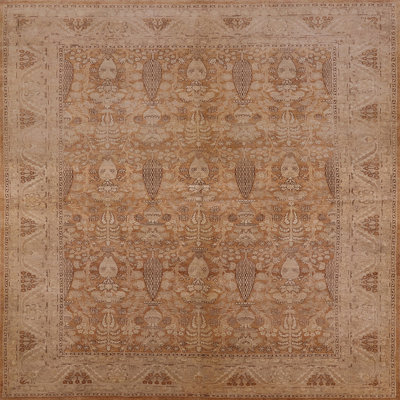 Tapis brun à motif oriental