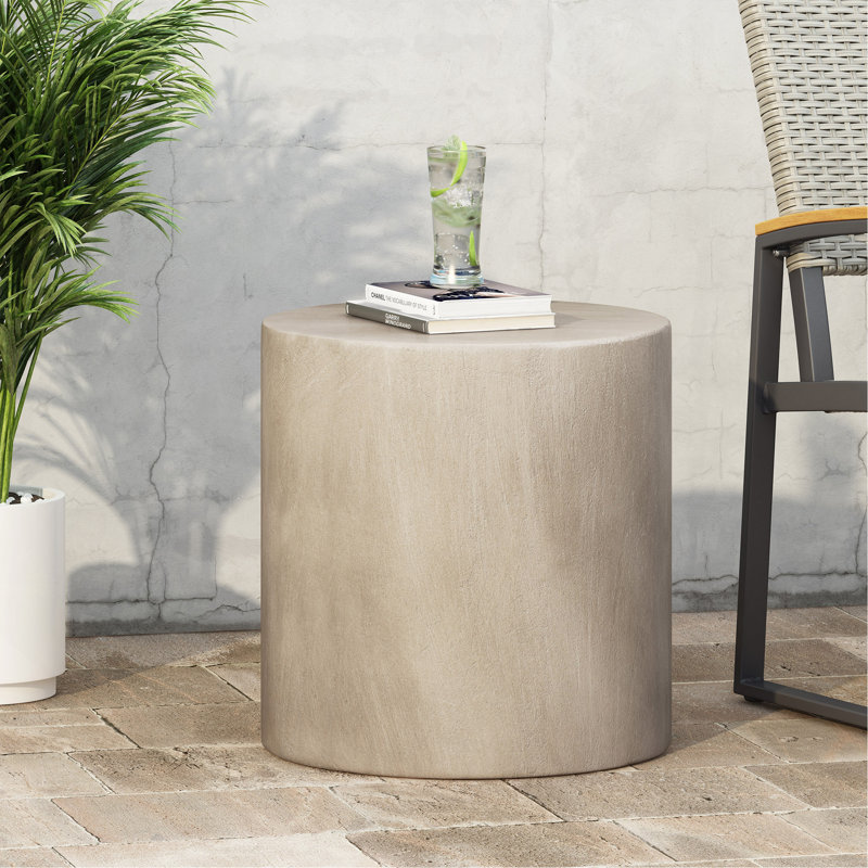 Table d'appoint d'extérieur en béton léger