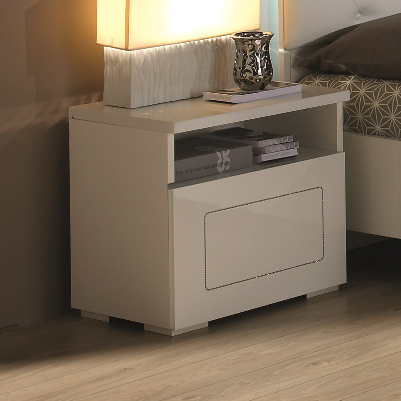 Alaska 49cm W Solid + Manufactured Wood Bedside Table