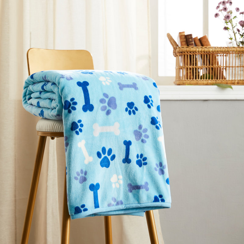Animal Print Outdoor Pet Blanket, Blue, 39" x 31"