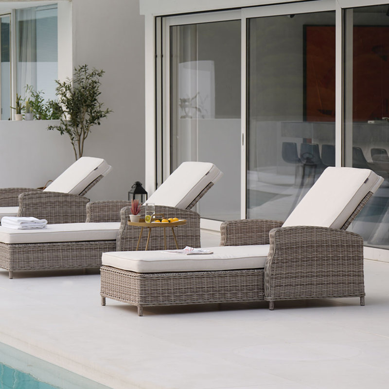 Chaise longue d'extérieur en aluminium 2 pièces avec pompe à air Aviahna, dossier inclinable et coussin réglables