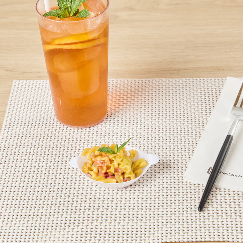 Restaurantware-3.8 x 2.5 Inch Mini Handled Plates, 100 Durable Appetizer Plates - With Handles, Disposable, White Plastic Handled Plates, Suitable For Cold Foods