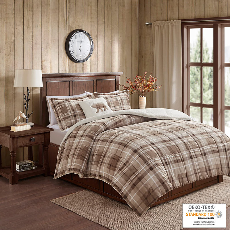 Polyester Plaid Comforter Set