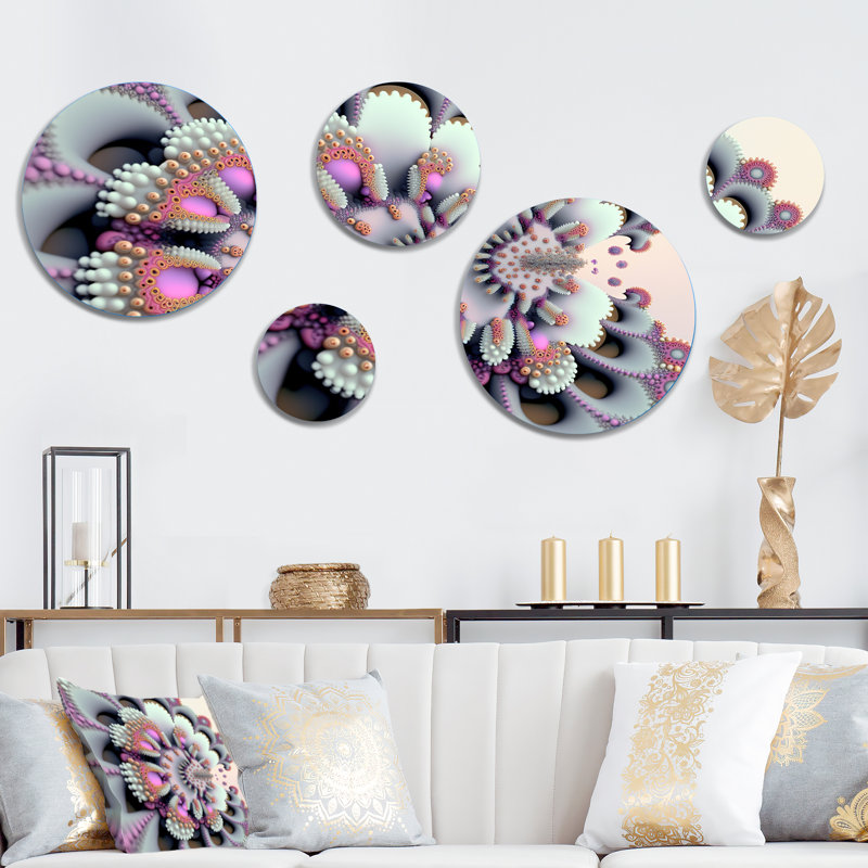 Abstract Wall Decor on Metal