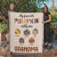 Couverture tissée personnalisée avec grand-mère citrouille-128673418