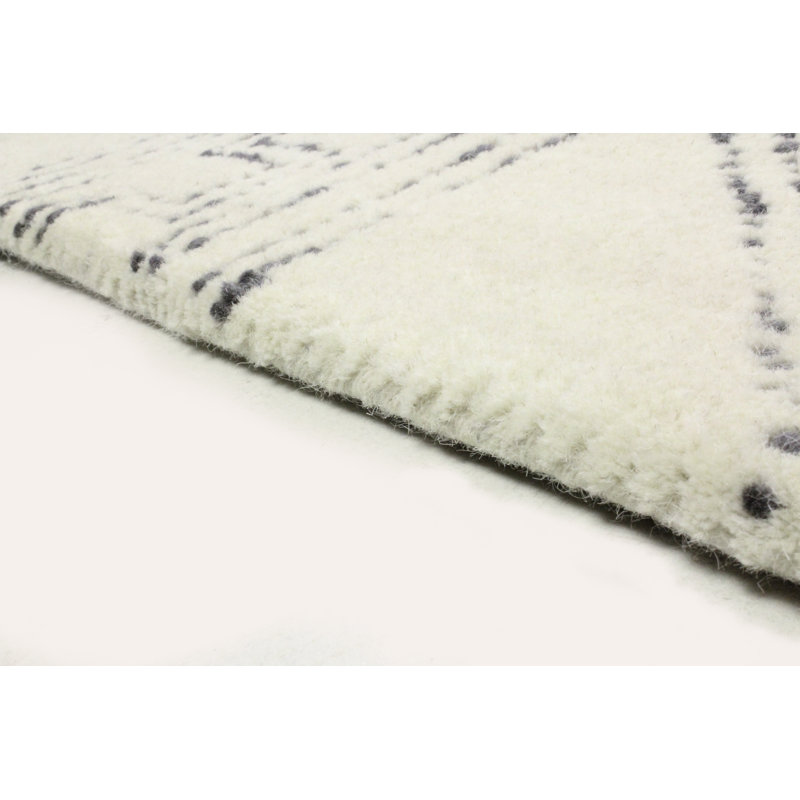 Ivory and Gray Hand-Tufted Wool Geometric Area Rug