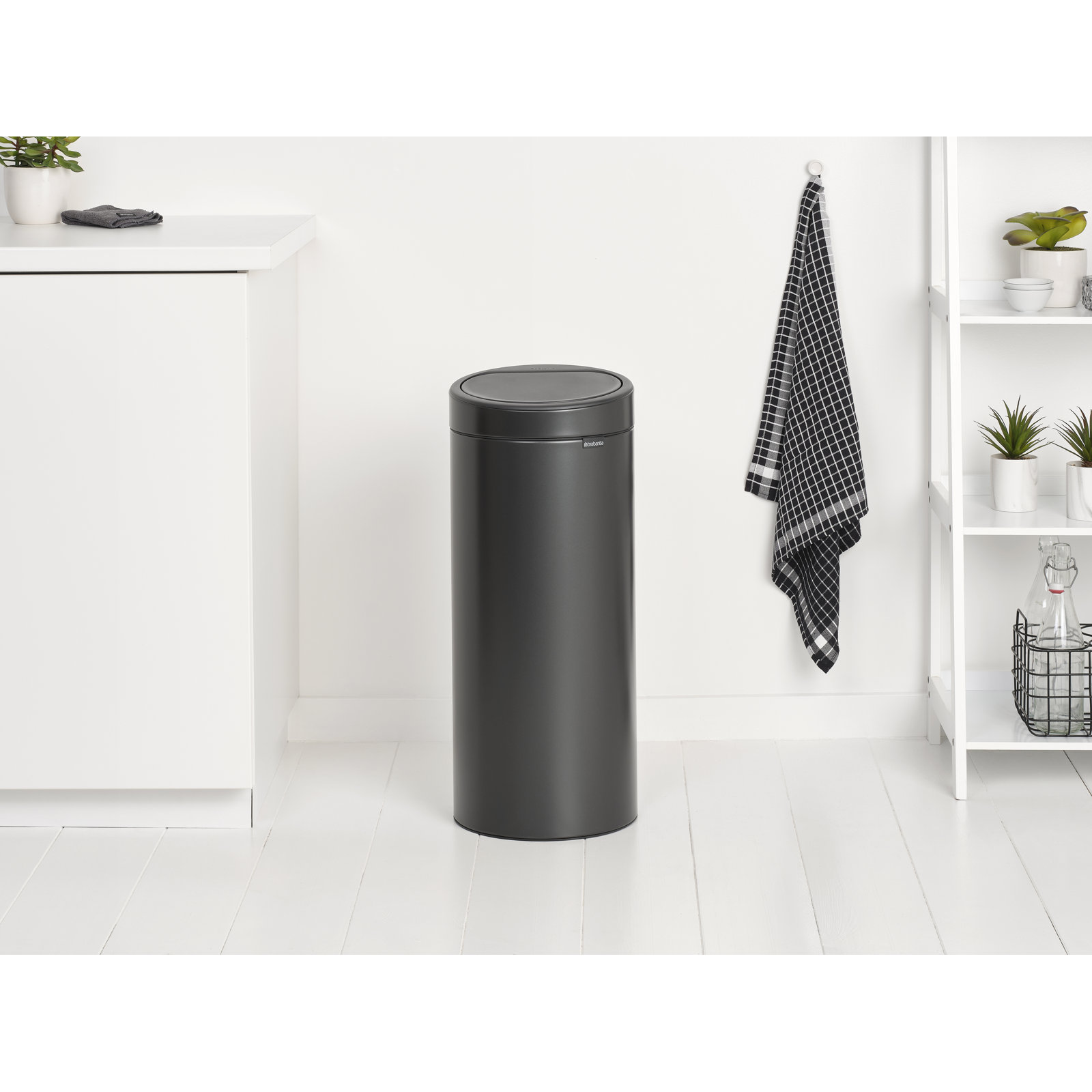 Brabantia 8 Gallon Touch Top Trash Can, Confident Gray