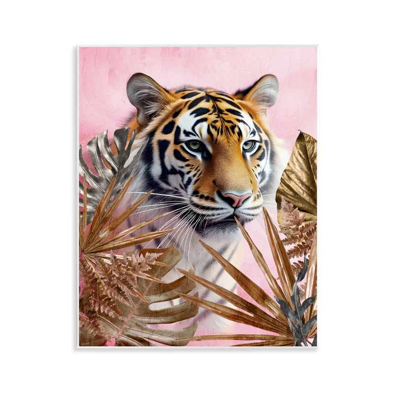 Plaque murale tigre exotique avec feuilles dorées, design par Kim Allen