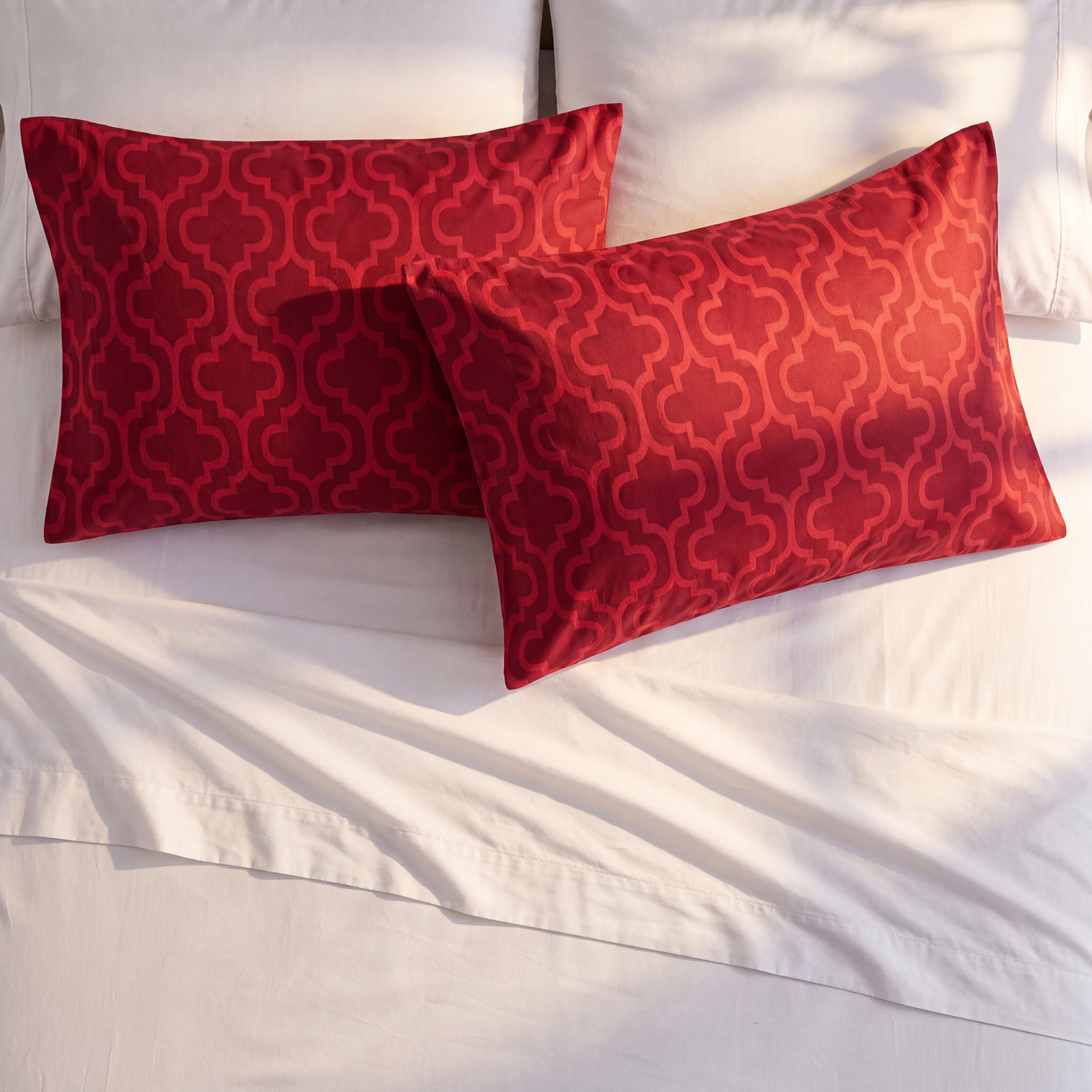 Cotton Flannel Pillowcase, King, Burgundy Trellis