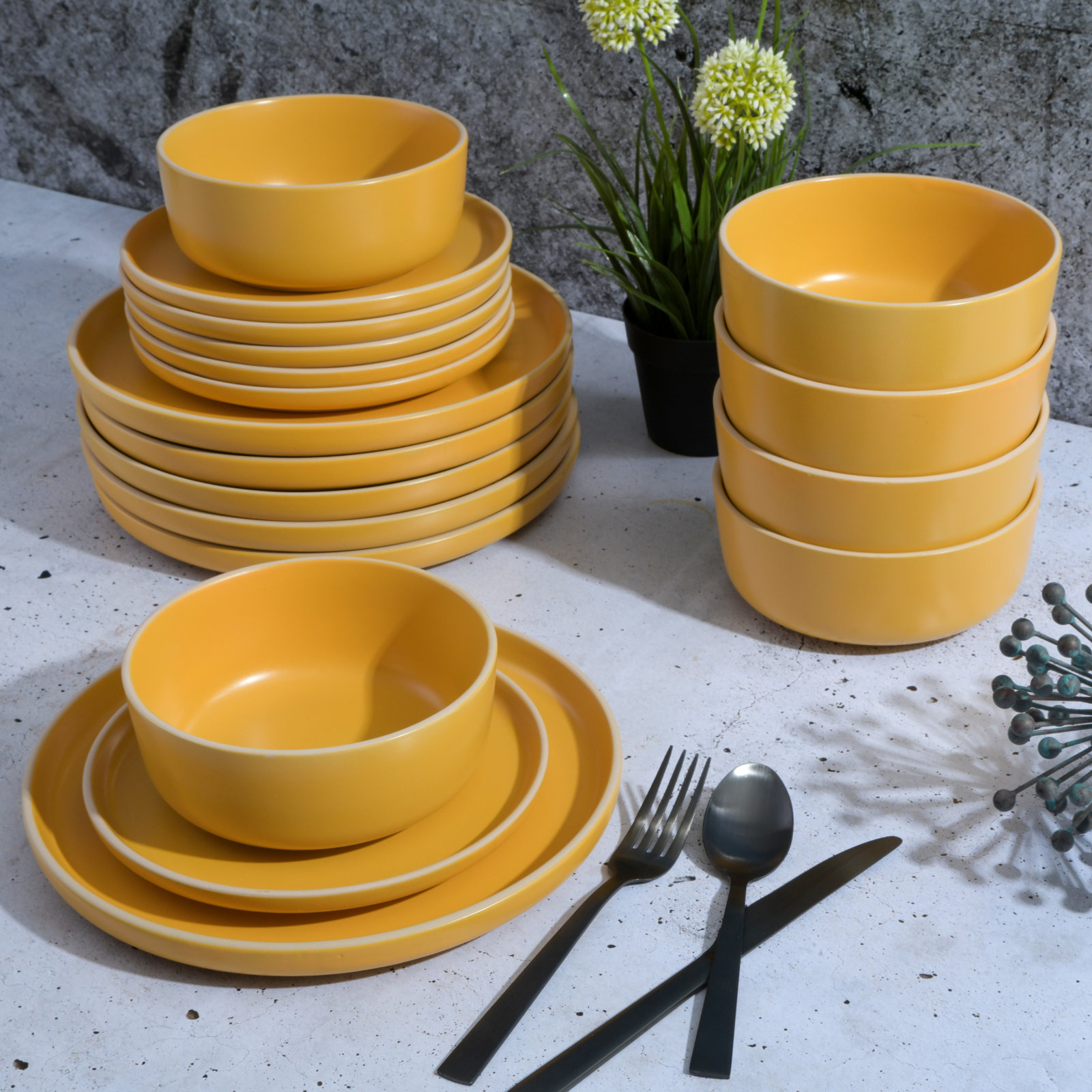 Holiday Porcelain Dinnerware Set, Yellow