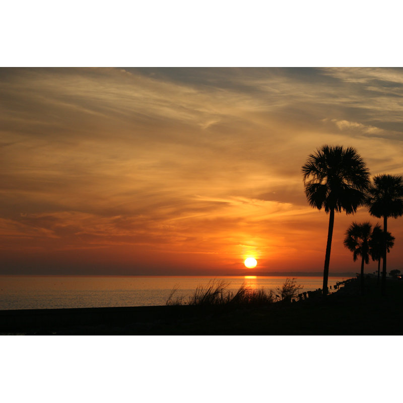 Coucher de soleil à la plage par Lucy35463 - Photographie sur toile tendue, L 12 po x H 8 po
