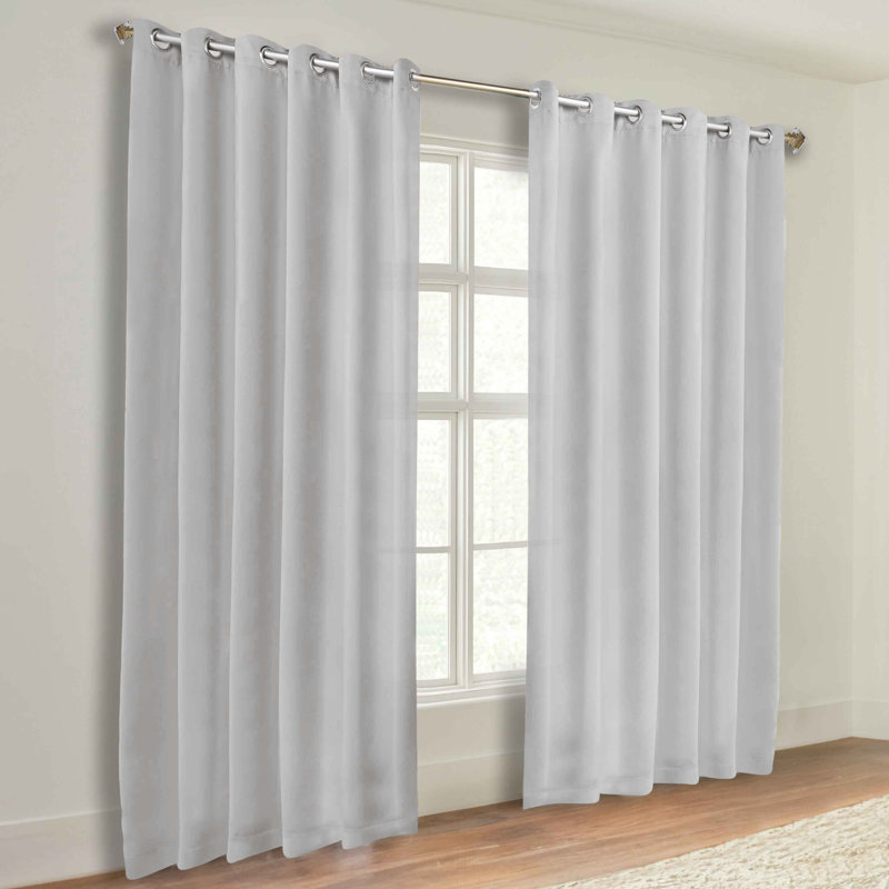 Paire de rideaux obscurcissant avec œillets Millendon, Guimauve, L 70 po x L 84 po