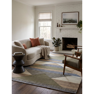 Aquila Geometric Area Rug in Green/Ivory/Gray