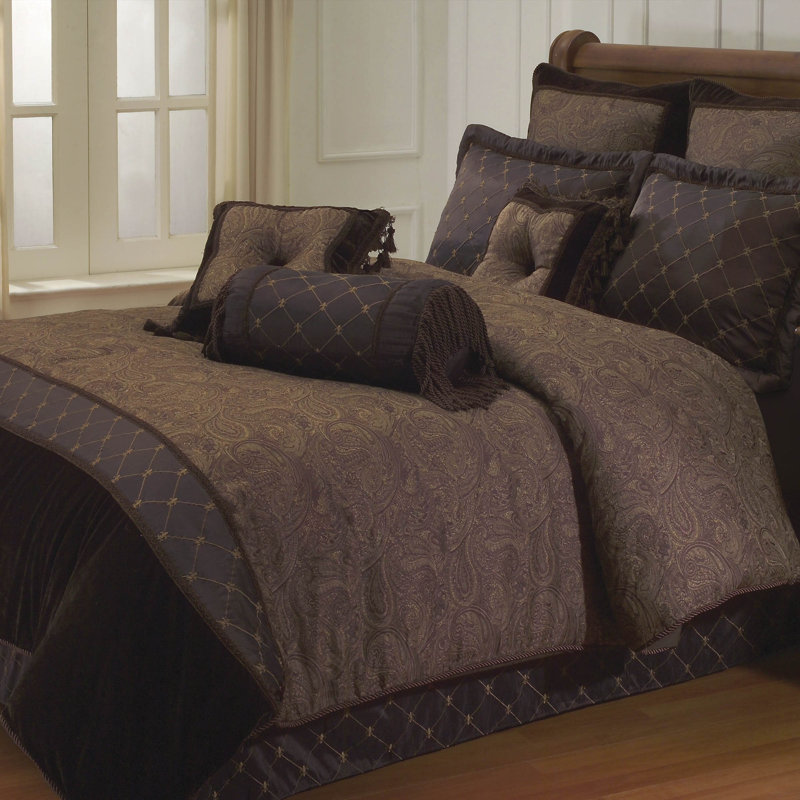 Buta Comforter Set, King