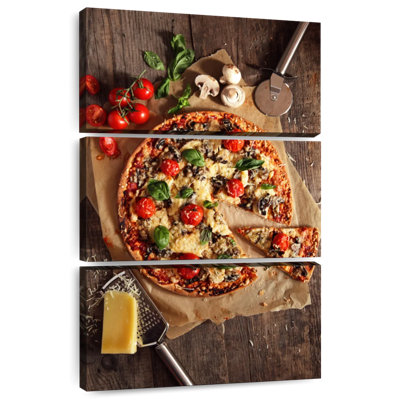 Yarlin Cheesy Handmade Pizza