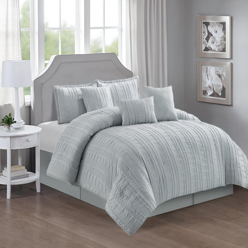 Katniss Polyester Comforter Set, Gray, California King