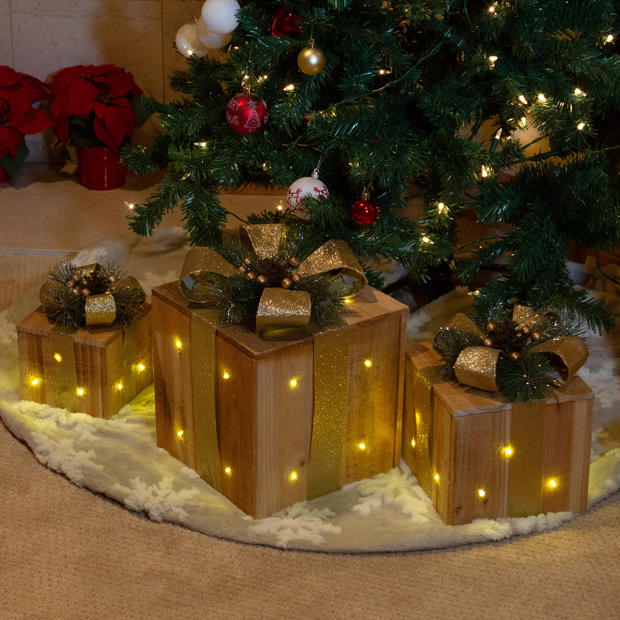 Decorative Wooden Christmas Lawn Art, Gold Ribbon