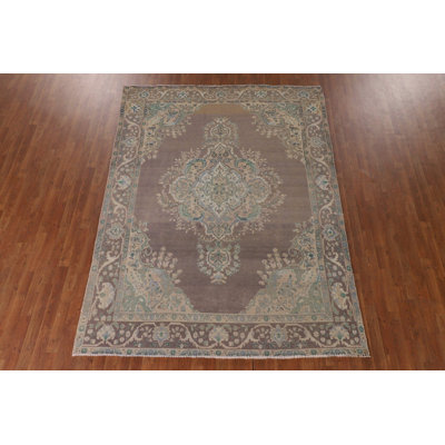 Tapis traditionnel délavé 7 x 9