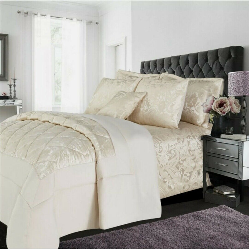 Dieter Polyester Paisley Bedspread with Pillowcases, Beige, 235 x 255 cm