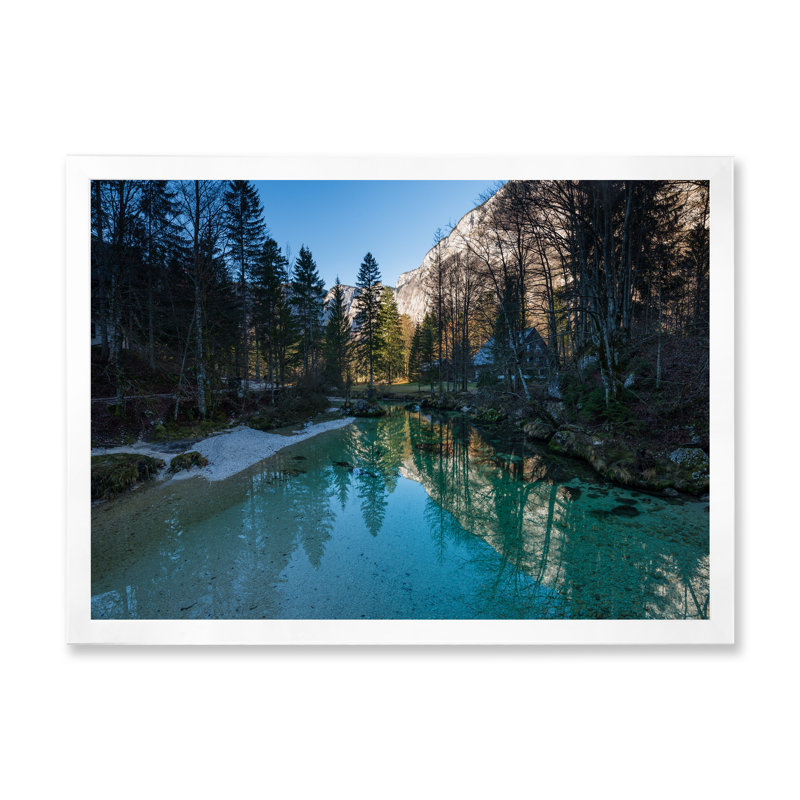 «Turquoise Water Grounded by Trees», reproduction d'art sur toile, H 8 po x l 12 po x P 1 po, Cadre blanc
