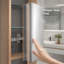 Armoire à miroir murale 29,6 "avec organisateur de bijoux et tablettes réglables - fermeture douce, porte réversible