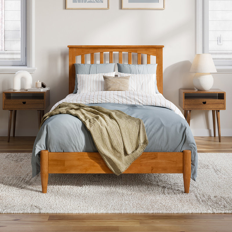 Lit plateforme en bois massif Aritra, Simple TG, Caramel clair