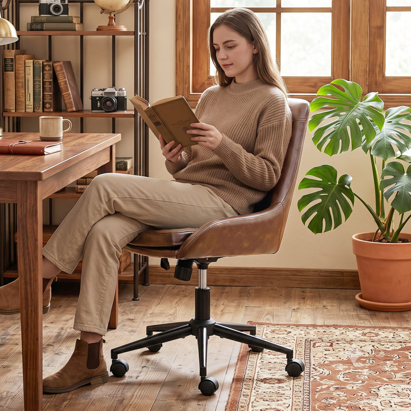 Chaise de bureau pivotante en faux cuir avec accoudoirs inclinables et hauteur réglable, jaune et brun