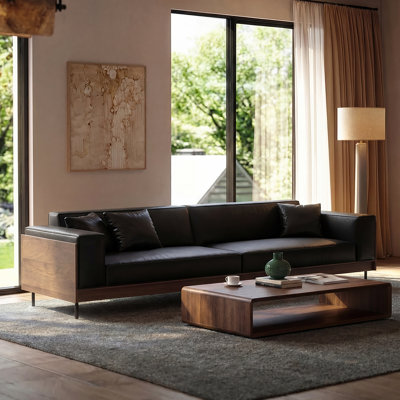 Canapé en cuir moderne, canapé rembourré de 106,3 po de largeur avec structure en bois massif, panneaux en grain de bois, pieds en métal et 3 coussins décoratifs