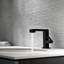 Single-Hole Single-Handle Bathroom Faucet-122282151