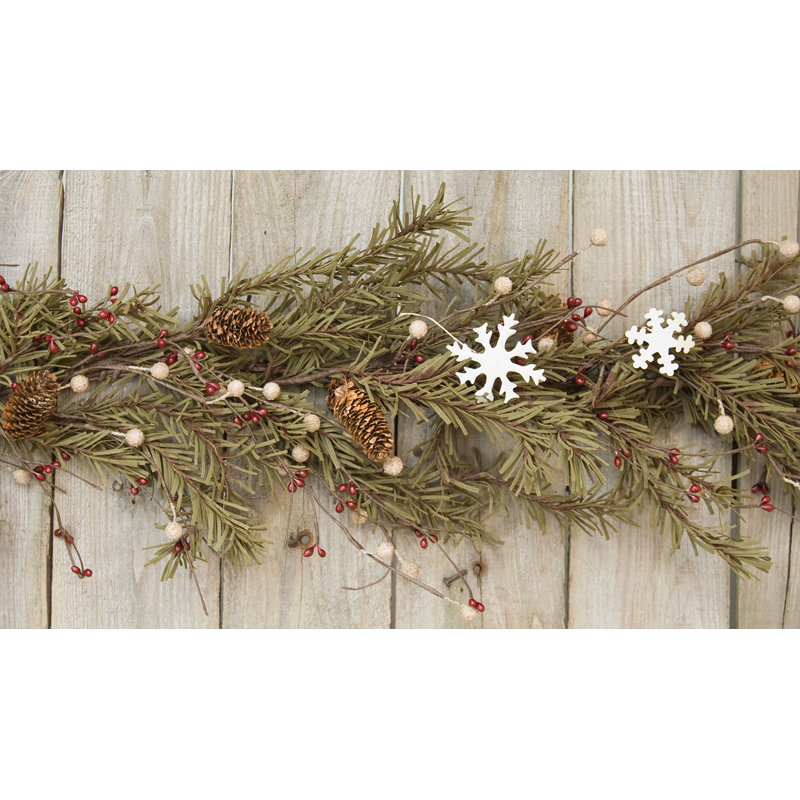 Guirlande pin et flocons de neige