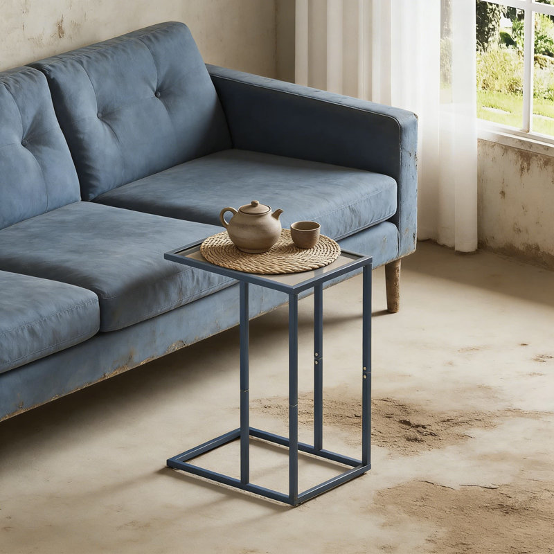 Table de bout en forme de C avec plateau en verre trempé et structure en métal - Table d'appoint peu encombrante pour canapé, lit ou salon