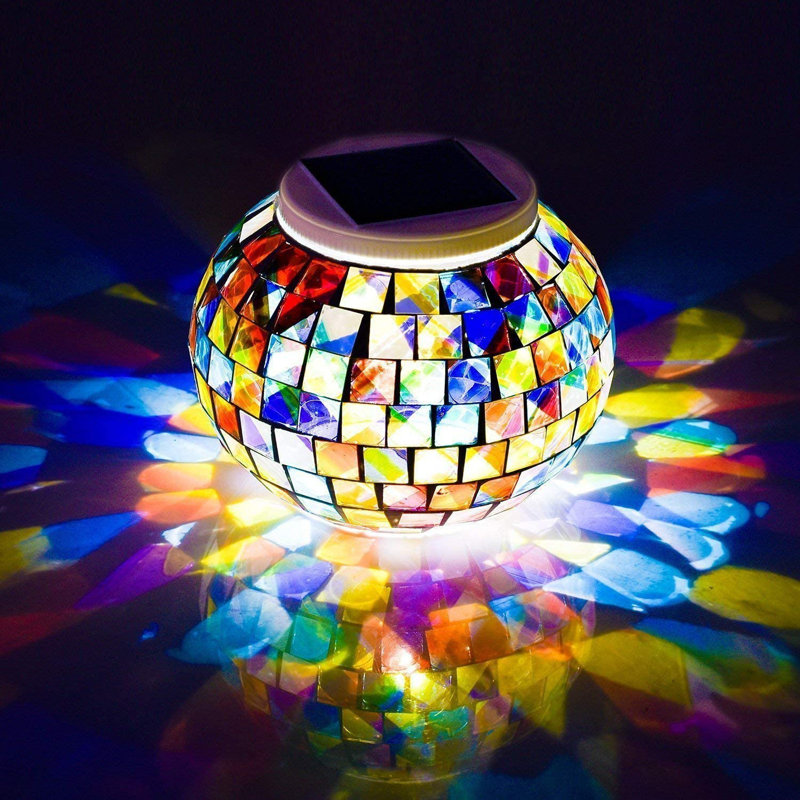 Lampe de table d'extérieur à DEL 4,5 po à changement de couleur à énergie solaire intégrée