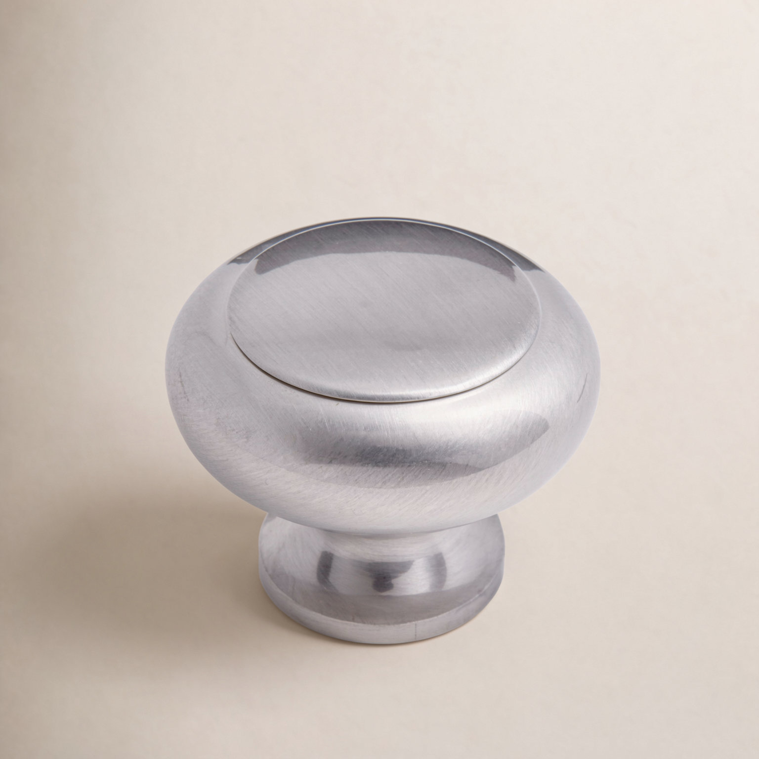 Hollow Plain 1 1/4" Diameter Mushroom Knob CK Series, Satin Nickel