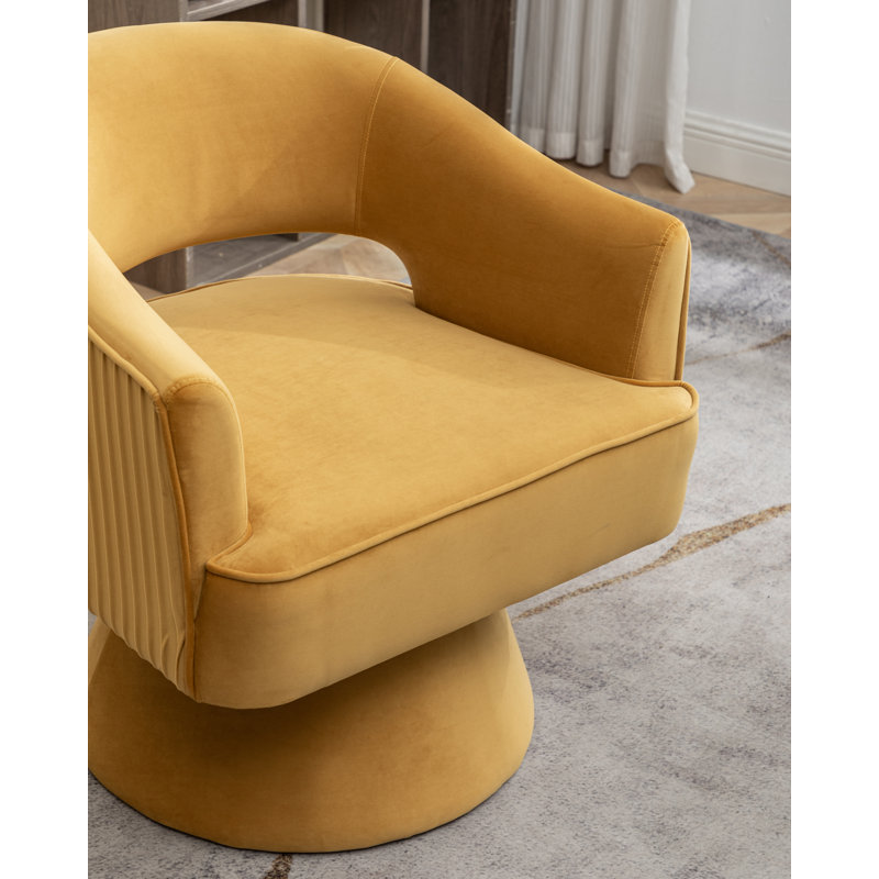 Fauteuil demi-tonneau Chynna, Velours jaune