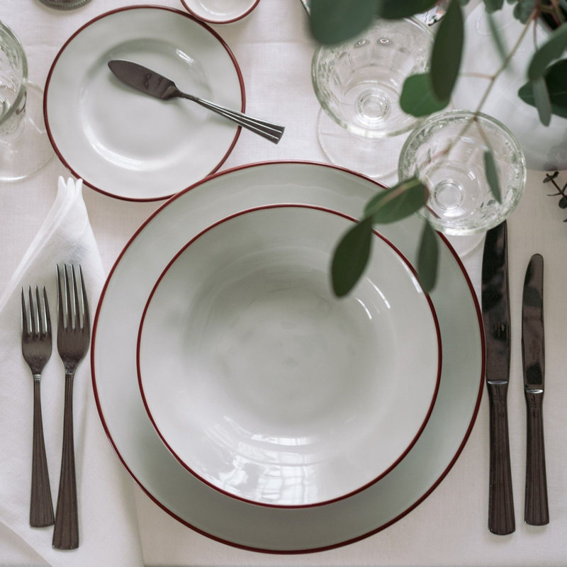 Beja Stoneware Dinner Plate, White/Red
