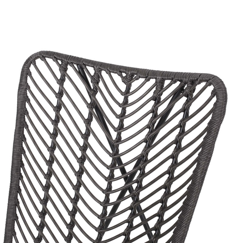 Chaise Gatlin, Gris