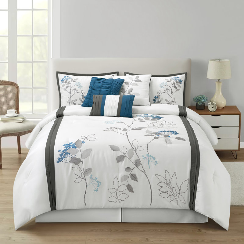 Ensemble d'édredon floral 7 pièces Anissa, Blanc, Grand édredon et 6 pièces supplémentaires
